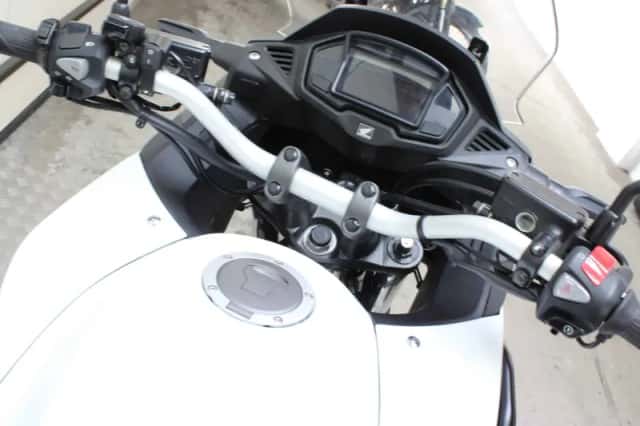 Honda VFR 800 X Crossrunner (2016) thumbnail 4