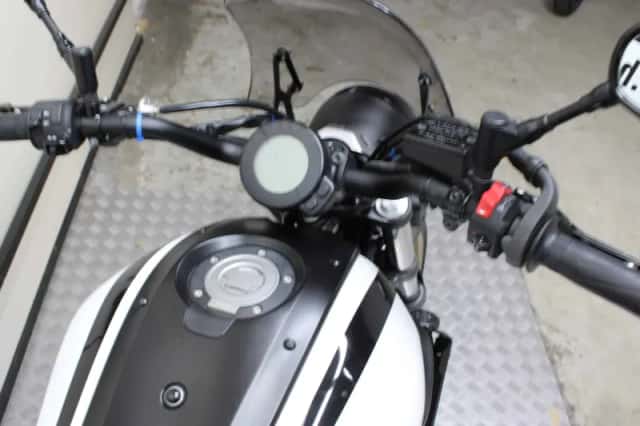 Yamaha XSR700 (2020) thumbnail 4