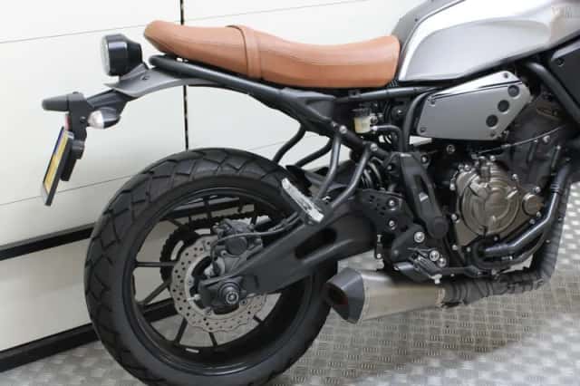 Yamaha XSR700 (2016) thumbnail 3