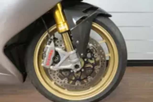 MV Agusta F3 675 SERIE ORO NR: 154/200 NIEUWS (2012) thumbnail 4