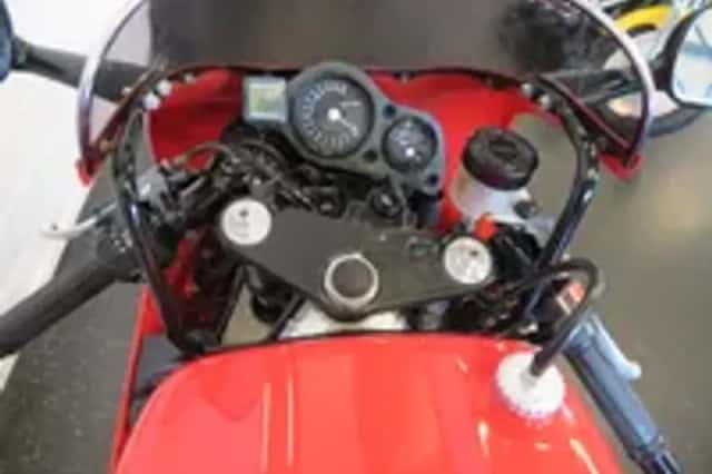 Honda VFR 400 R NC30 RC30 NSR (1995) thumbnail 5