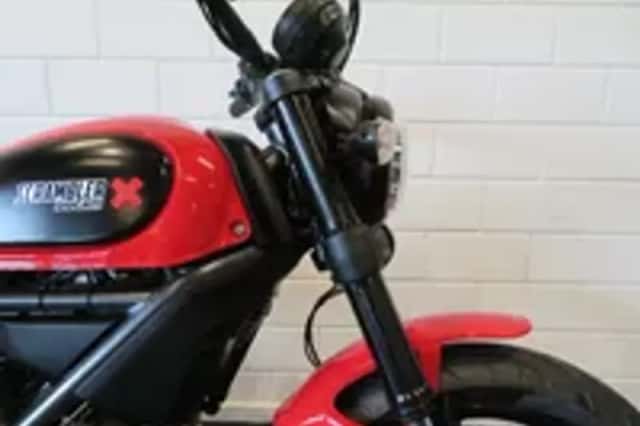 Ducati Scrambler 800 ICON CLASSIC HISTORIE (2016) thumbnail 5