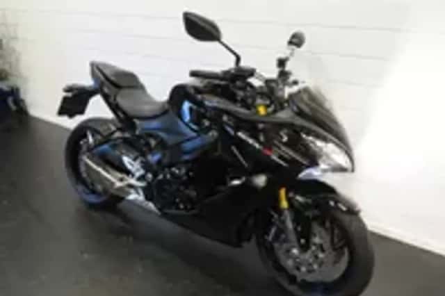 Suzuki GSX S 1000 F ABS GSX-S BLACK-EDITIO (2016) thumbnail 2
