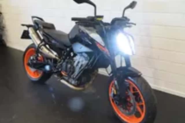 KTM 790 Duke L (2020) thumbnail 2