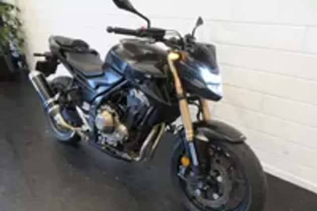 Honda CB 500 F ABS CB500 PERFECT! ARROW (2024) thumbnail 2