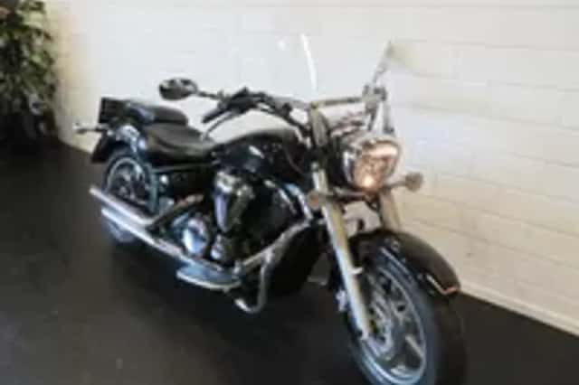 Yamaha XVS 1300 A MIDNIGHT STAR ZEER FRAAI (2007) thumbnail 2