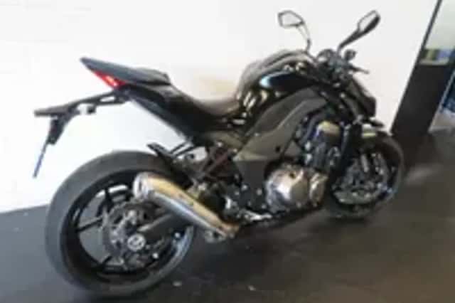 Kawasaki Z1000 Z1000 ABS PERFECT! BTW (2014) thumbnail 3