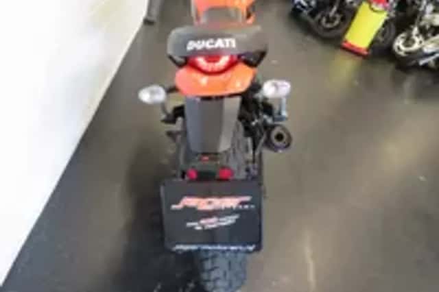 Ducati Scrambler SIXTY 2 (2018) thumbnail 4