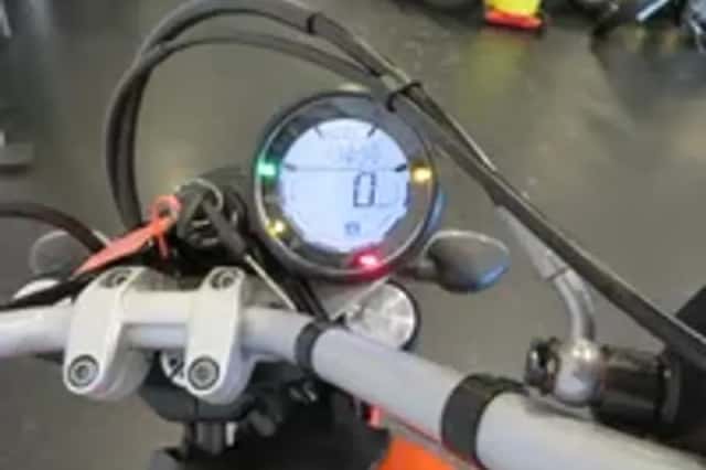 Ducati Scrambler SIXTY 2 (2018) thumbnail 6