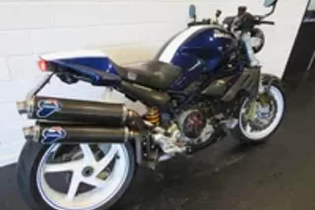 Ducati Monster S4R TERMIONI PERFECT! (2003) thumbnail 3