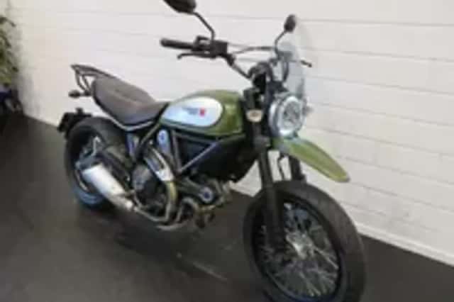 Ducati Scrambler URBAN ENDURO (2015) thumbnail 2
