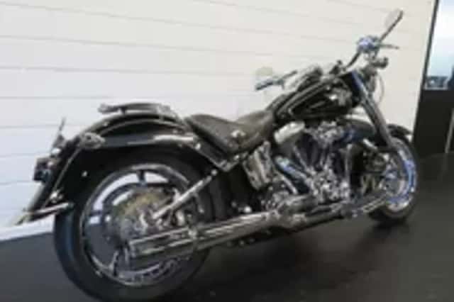 Harley-Davidson Fat Boy FLSTF SPECIAL BIG TWIN (2011) thumbnail 3