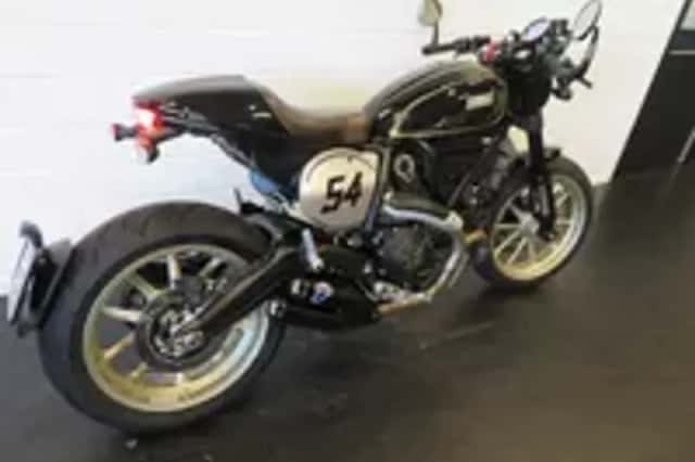 Ducati Scrambler CAFE RACER 800 PERFECT! (2017) thumbnail 3