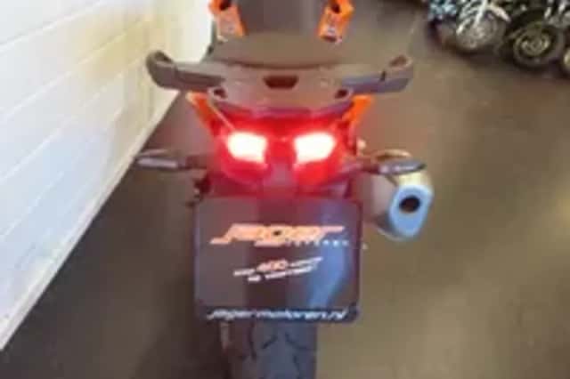 KTM 890 ADVENTURE (2022) thumbnail 4