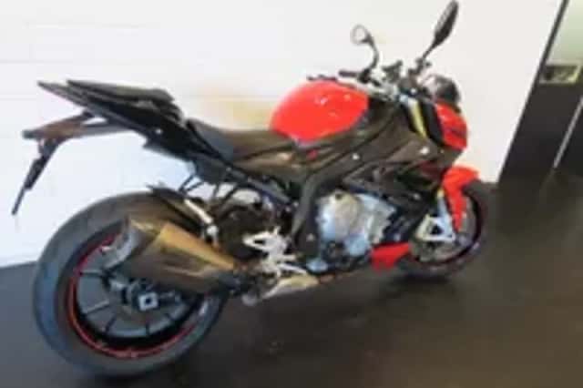 BMW S 1000 R ABS ZEER FRAAI! FULL! (2017) thumbnail 3