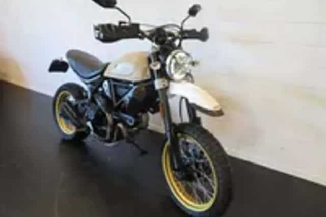 Ducati Scrambler DESERT SLED ZEER FRAAI! (2017) thumbnail 2