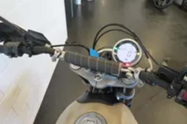 Ducati Scrambler DESERT SLED ZEER FRAAI! (2017) thumbnail 5