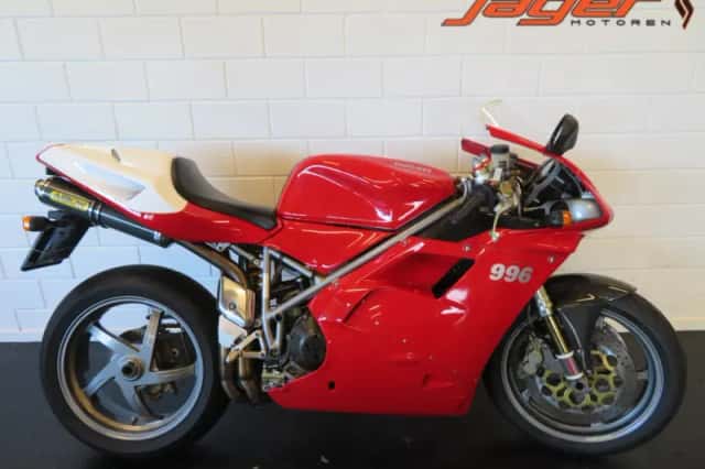 Ducati 996 Biposto (2002) thumbnail 1