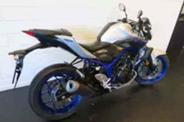 Yamaha MT 03 MT03 ABS STOERE MOTORFIETS (2016) thumbnail 3