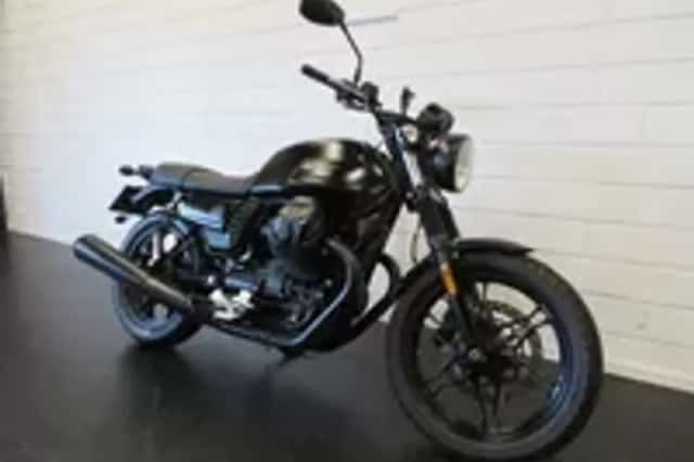 Moto Guzzi V7 STONE V 7 III PERFECT!! (2020) thumbnail 2