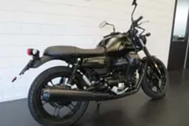 Moto Guzzi V7 STONE V 7 III PERFECT!! (2020) thumbnail 3