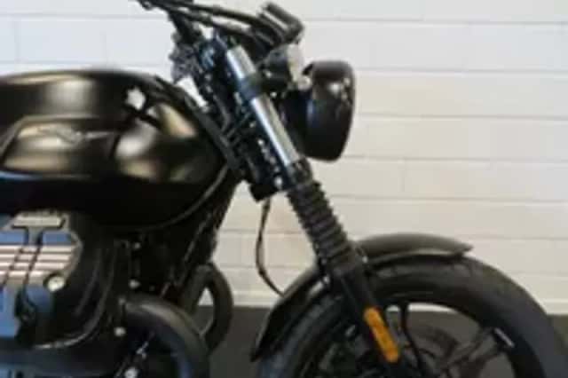 Moto Guzzi V7 STONE V 7 III PERFECT!! (2020) thumbnail 4