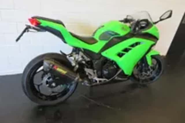 Kawasaki Ninja 300 ABS PEFECTE STAAT! (2016) thumbnail 3