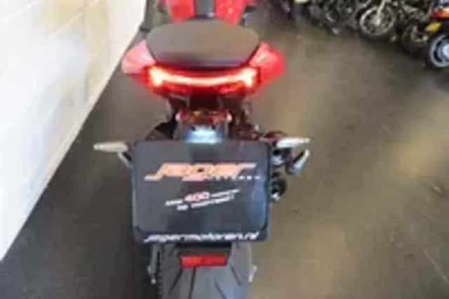 Ducati Monster 937 950 + SUPER GAAF!! (2021) thumbnail 4