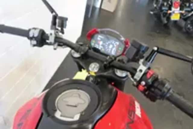 Ducati Monster 937 950 + SUPER GAAF!! (2021) thumbnail 5