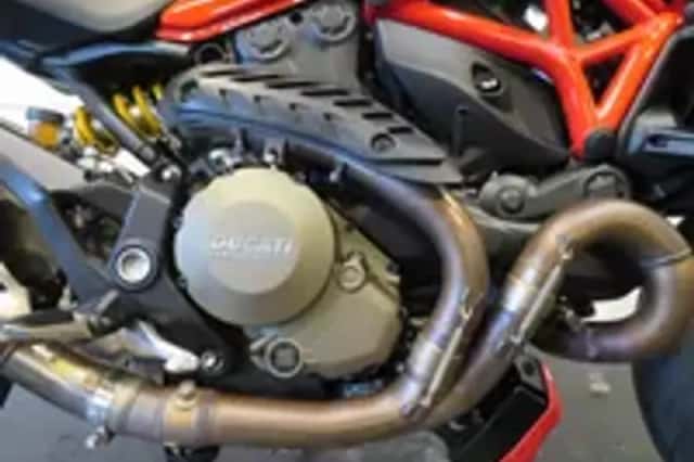 Ducati Monster 1200 S (2015) thumbnail 6