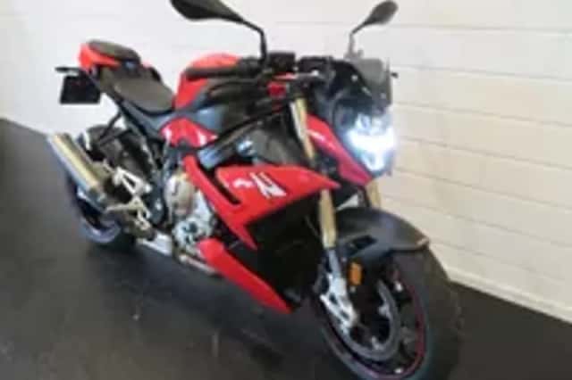 BMW S 1000 R FULL OPTION! (2021) thumbnail 2