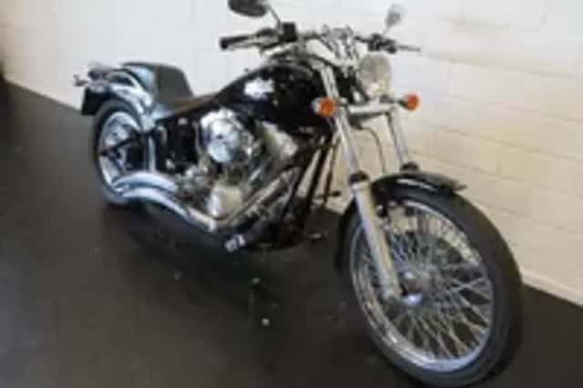 Harley-Davidson Softail FXSTI SPECIAL VOL OPTIES! (2004) thumbnail 2