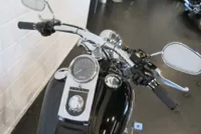 Harley-Davidson Softail FXSTI SPECIAL VOL OPTIES! (2004) thumbnail 5