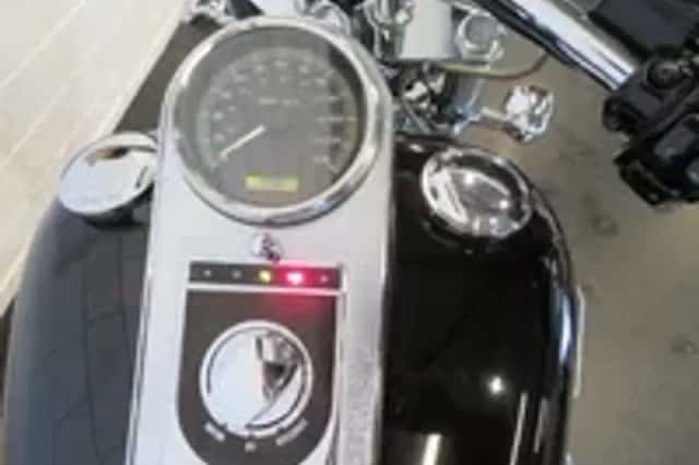 Harley-Davidson Softail FXSTI SPECIAL VOL OPTIES! (2004) thumbnail 6