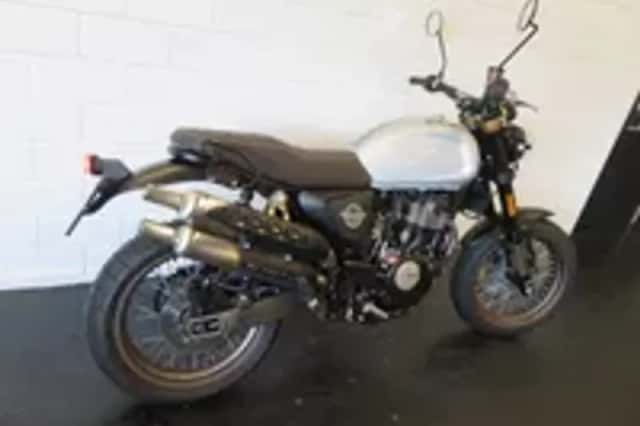 SWM Gran Milano OUTLAW 500 SUPERSTRAK! (2019) thumbnail 3