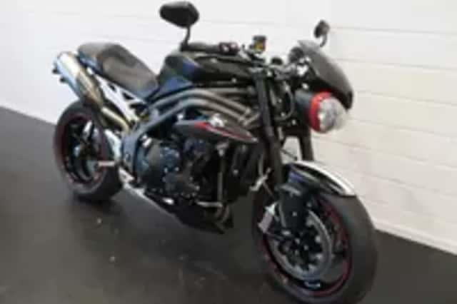 Triumph Speed Triple 1050 RS ARROW PERFECT! (2018) thumbnail 2
