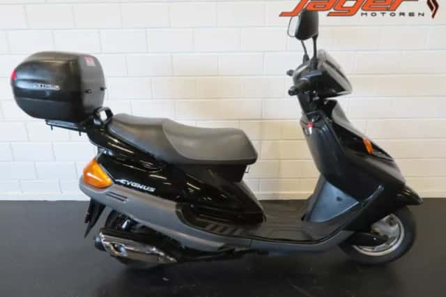 Yamaha XC 125 TR (1999) thumbnail 1