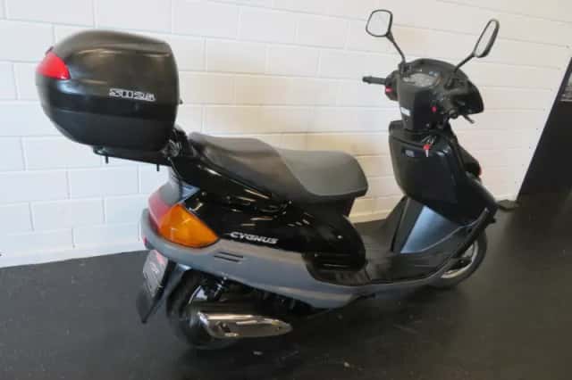Yamaha XC 125 TR (1999) thumbnail 3