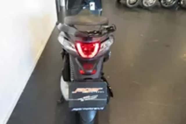 Piaggio Liberty 125 ZEER STRAK! (2018) thumbnail 4