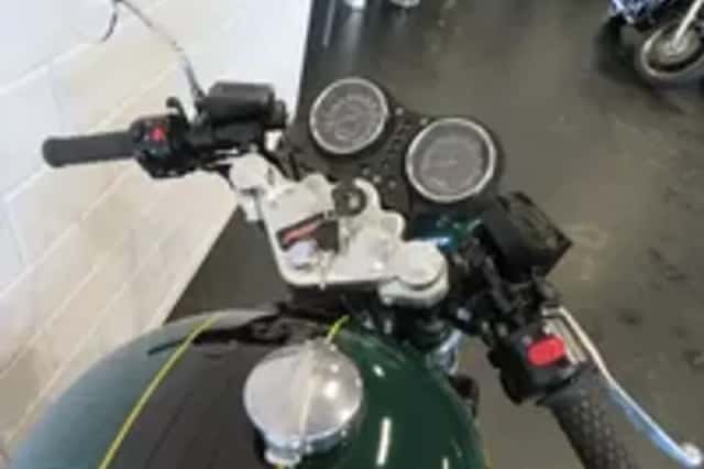 Triumph Thunderbird 900 SPORT (2003) thumbnail 5