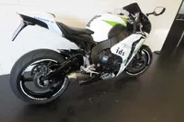Honda CBR 1000 RR FIREBLADE HANSPREE TOP! (2011) thumbnail 3