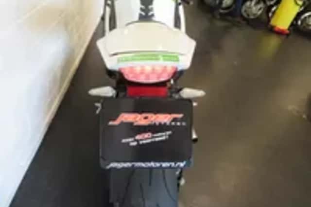 Honda CBR 1000 RR FIREBLADE HANSPREE TOP! (2011) thumbnail 4