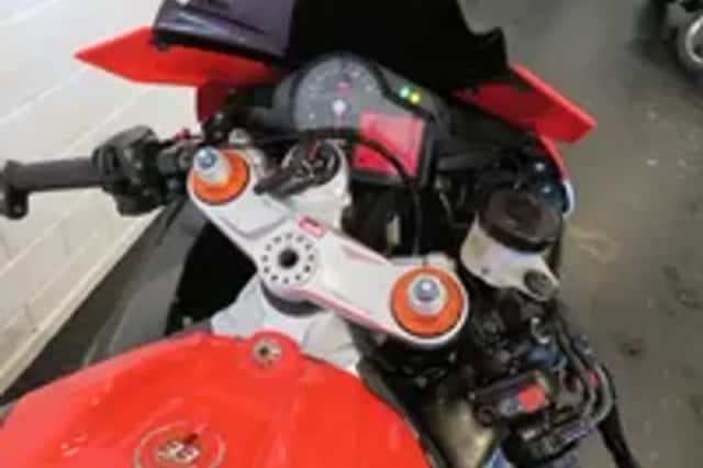 Aprilia RSV4 RSV 1000 MILLE SC PROJECT (2012) thumbnail 5