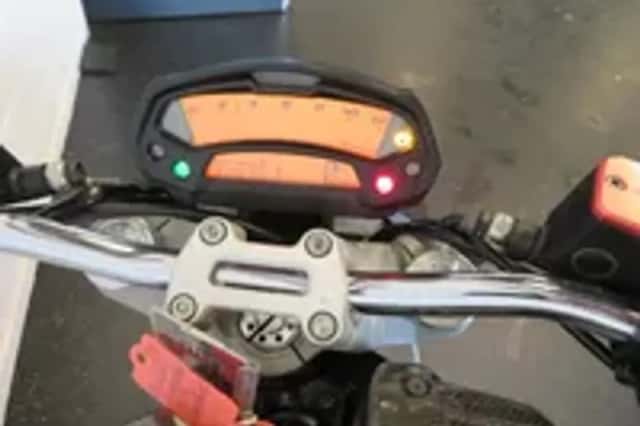 Ducati Monster 696 CARBON VERSIE PERFECT! (2009) thumbnail 6