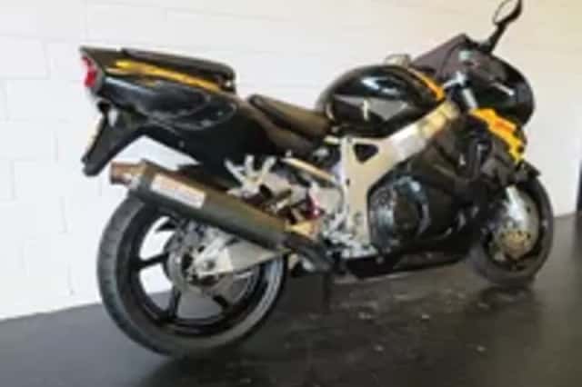 Honda CBR 900 RR FIREBLADE BOS GAVE BIKE! (1996) thumbnail 3