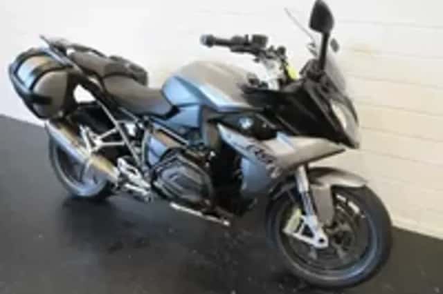 BMW R 1200 RS ABS MOOIE STRAKKE RS! (2015) thumbnail 2