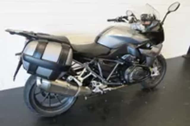BMW R 1200 RS ABS MOOIE STRAKKE RS! (2015) thumbnail 3