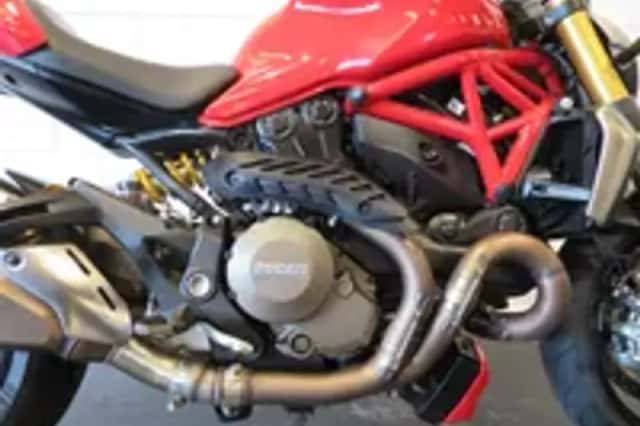 Ducati Monster 1200 S PERFECT (2014) thumbnail 6