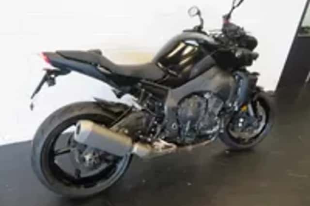 Yamaha MT 10 MT-10 ABS TECH-BLACK (2022) thumbnail 3