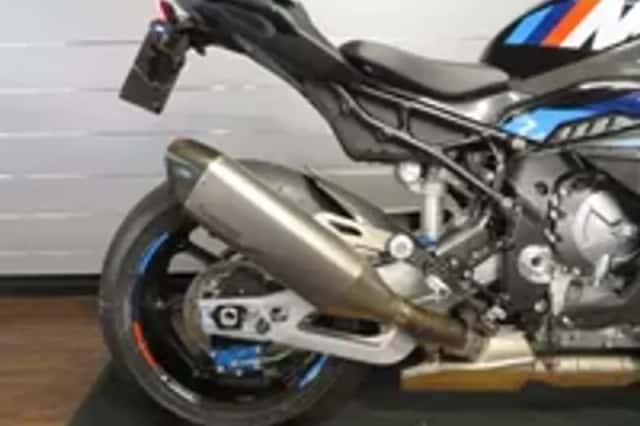 BMW M 1000 RR COMPETITION PACK!! NIEUWS (2023) thumbnail 6